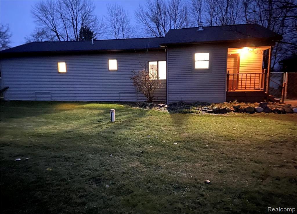5275 Lippincott Road Lapeer, MI 48446 - Photo 1 of 24