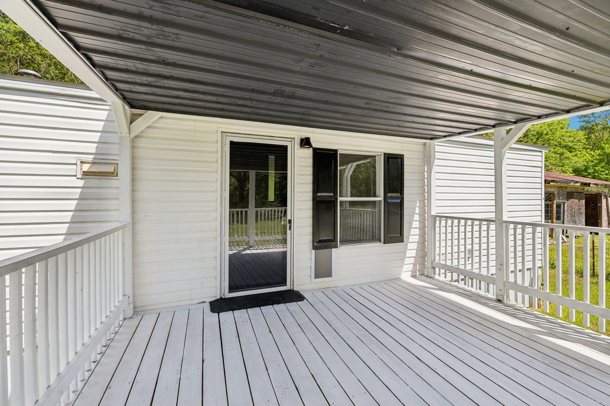 161 Longbranch Road Hohenwald, TN 38462 - Photo 5 of 28 a view of a house with wooden floor