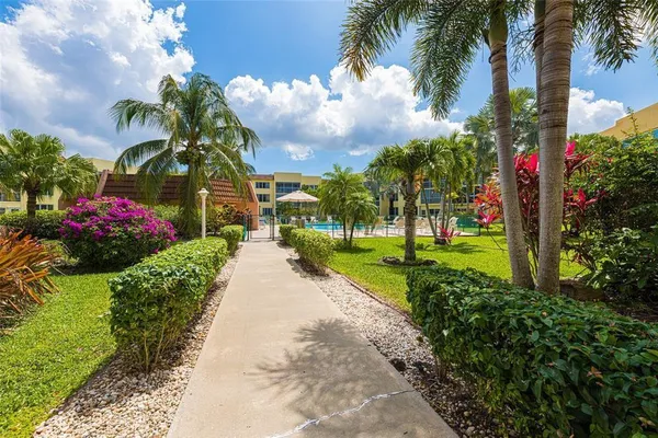 $129,900 | 6850 Royal Palm Boulevard, Unit G 212, Margate, FL 33063