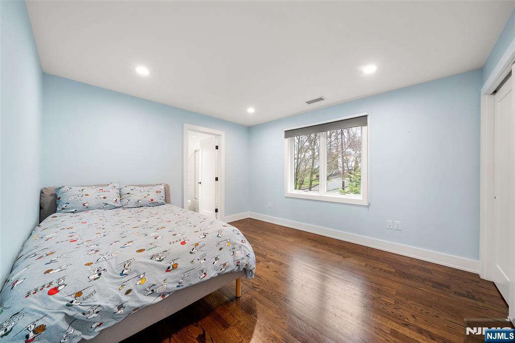 55 Cedar Street Cresskill, NJ 07626 - Photo 27 of 40