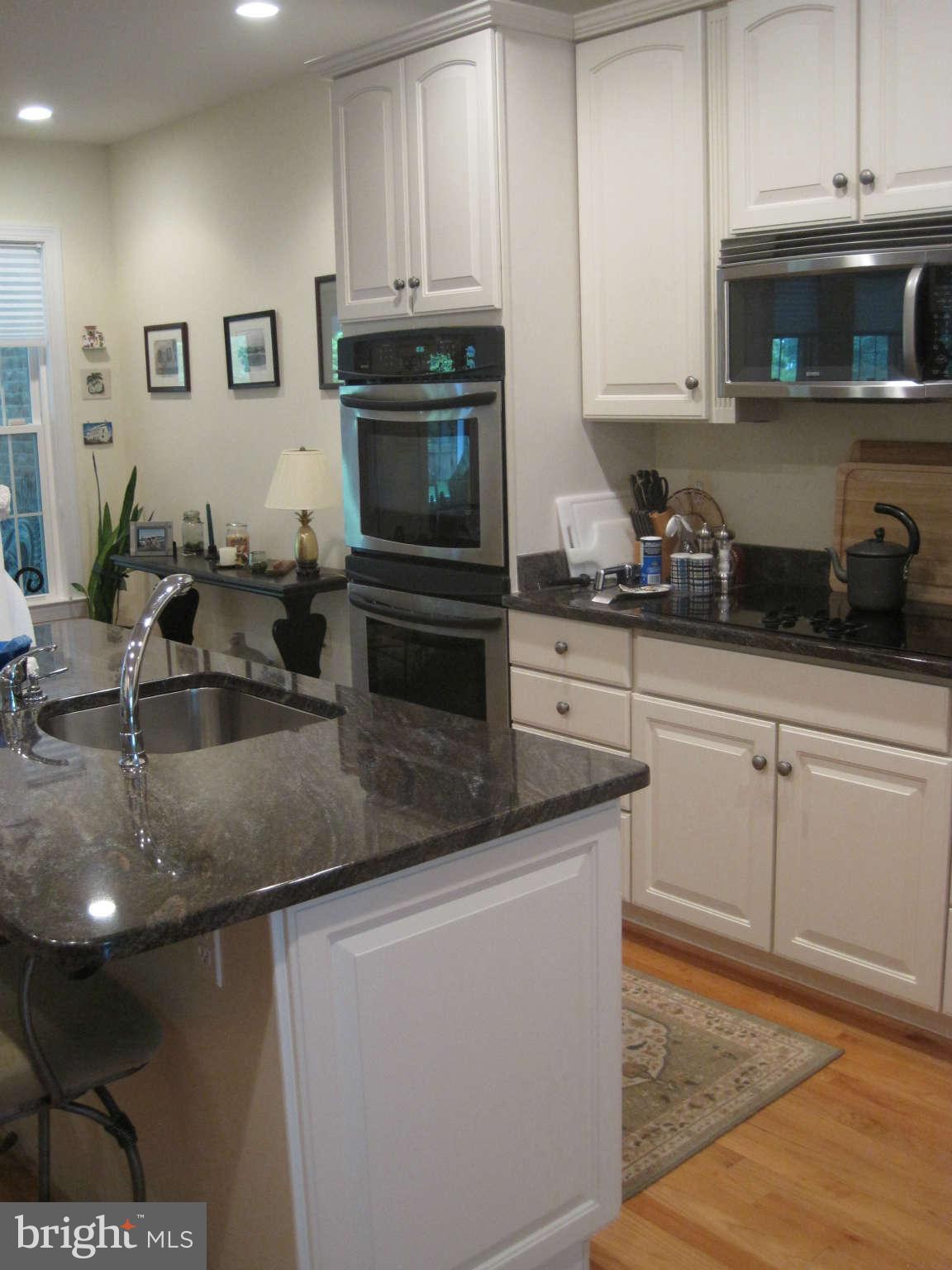 8112 Higham Road Lorton, VA 22079 - Photo 16 of 25 Kitchen
