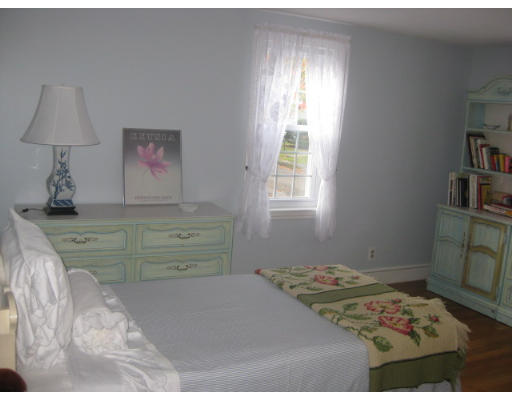 21 Shetland Road Marblehead, MA 01945 - Photo 11 of 17