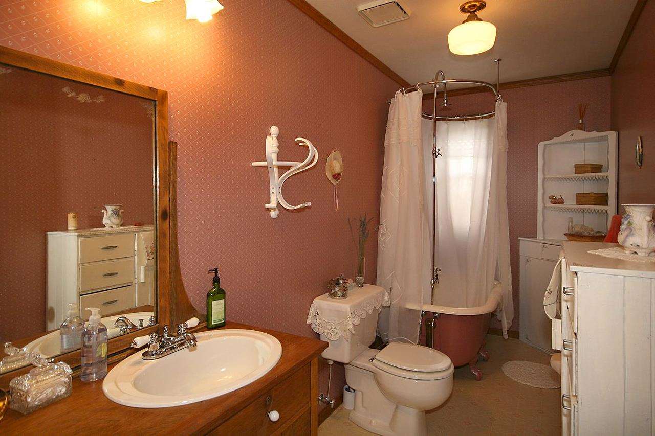 40552 Evan Road Loon Lake, WA 99148 - Photo 14 of 20 Gallery Image 14