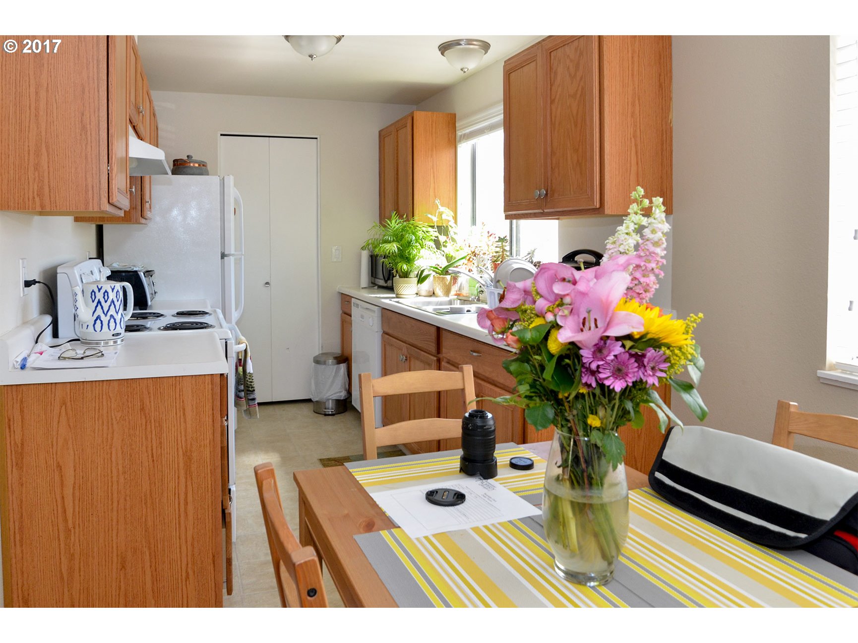 12624 Northwest Barnes Road, Unit 4 Portland, OR 97229 - Photo 4 of 9 Gallery Image 4