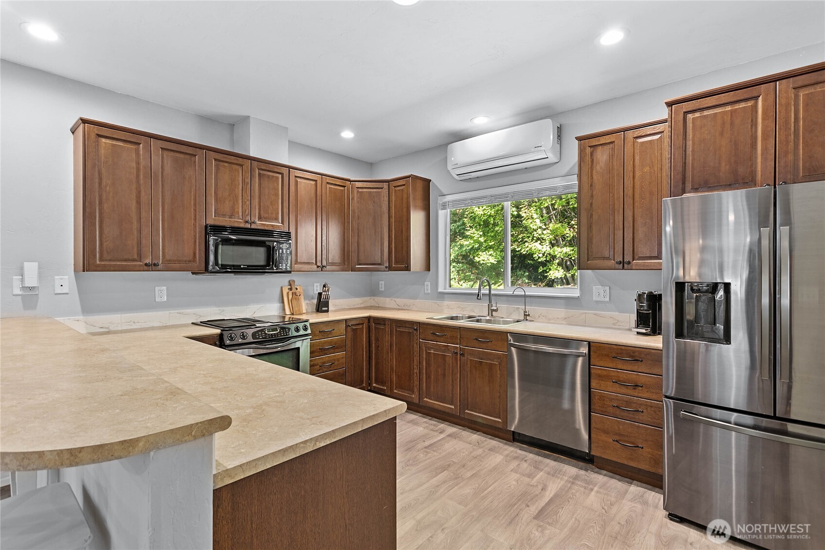 5909 Everson Goshen Road Bellingham, WA 98226 - Photo 11 of 39 Gallery Image 11