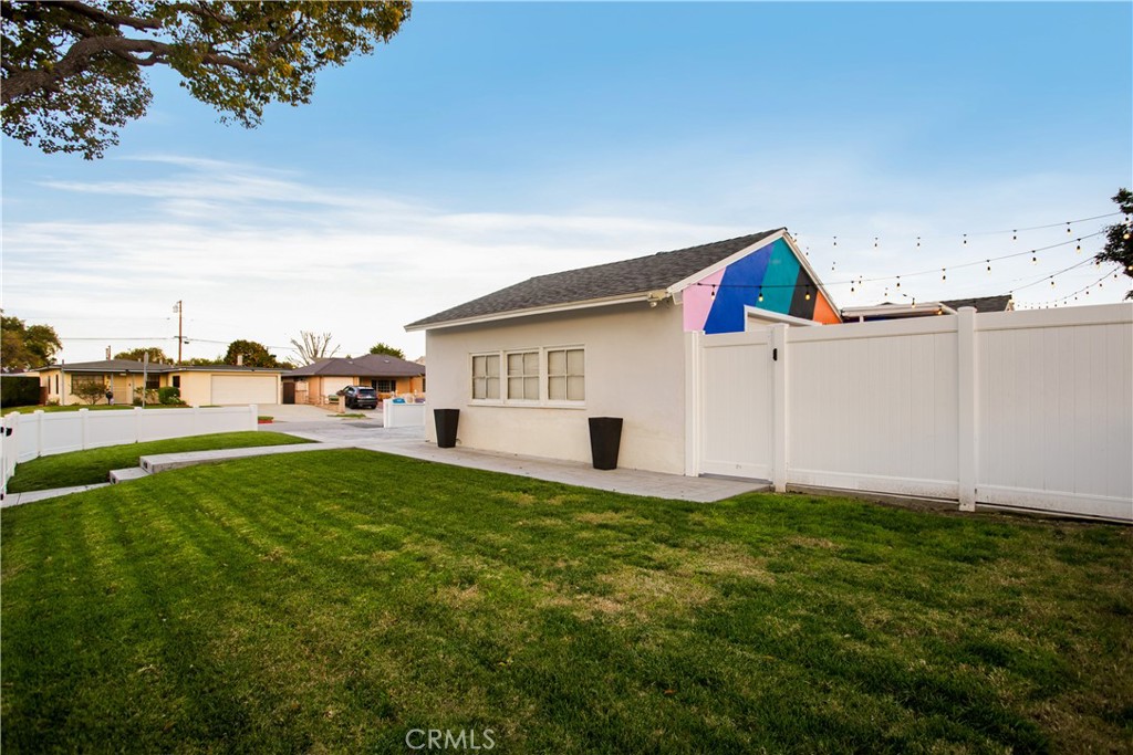 14709 Bodger Avenue Hawthorne, CA 90250 - Photo 30 of 31