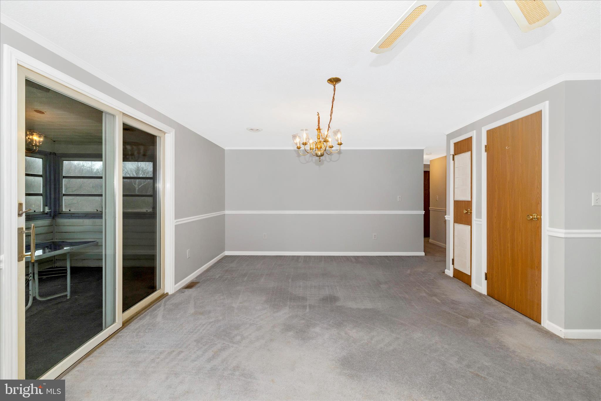 14069 Hoovers Mill Road Rocky Ridge, MD 21778 - Photo 18 of 63 Dining Room
