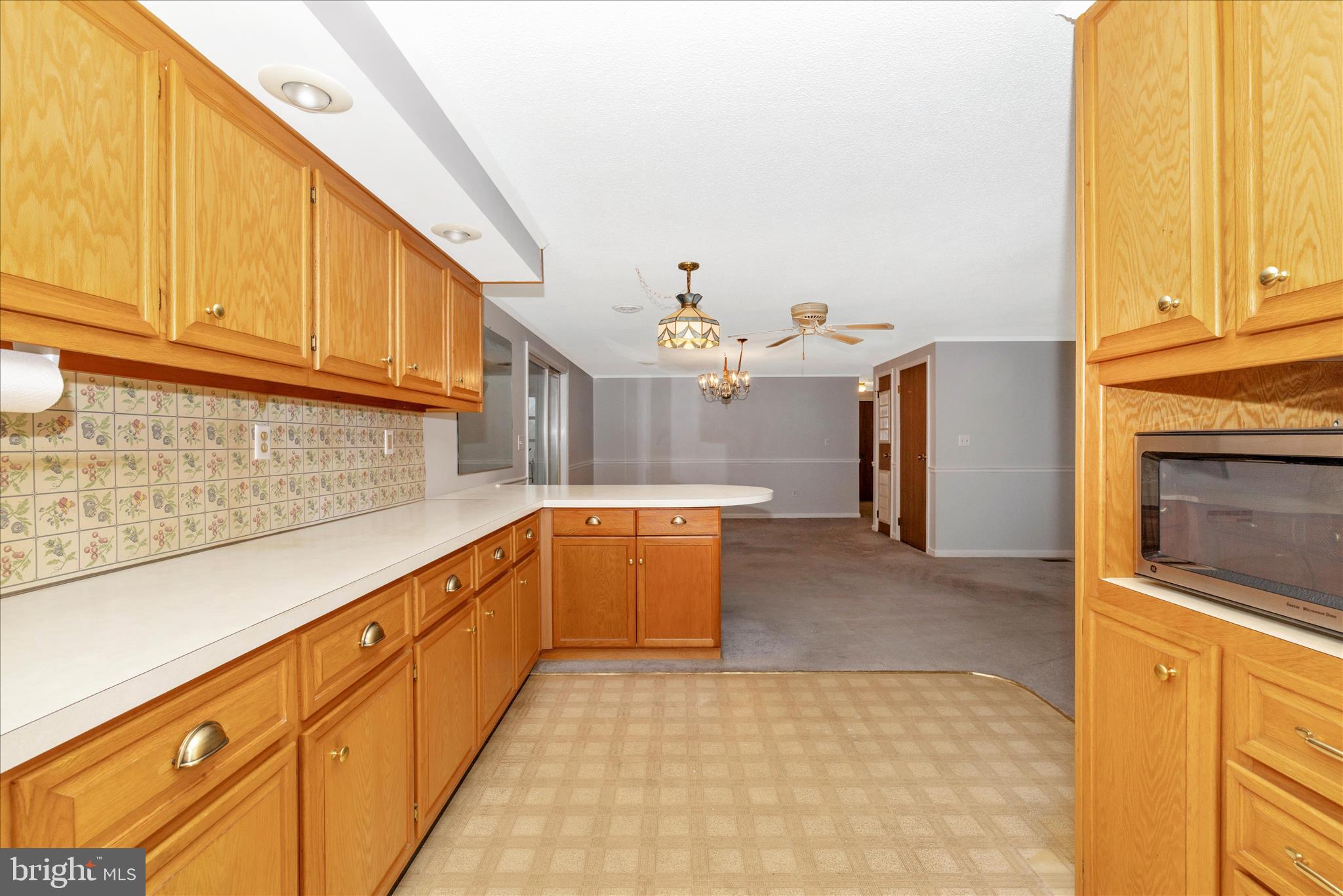 14069 Hoovers Mill Road Rocky Ridge, MD 21778 - Photo 24 of 63 Kitchen