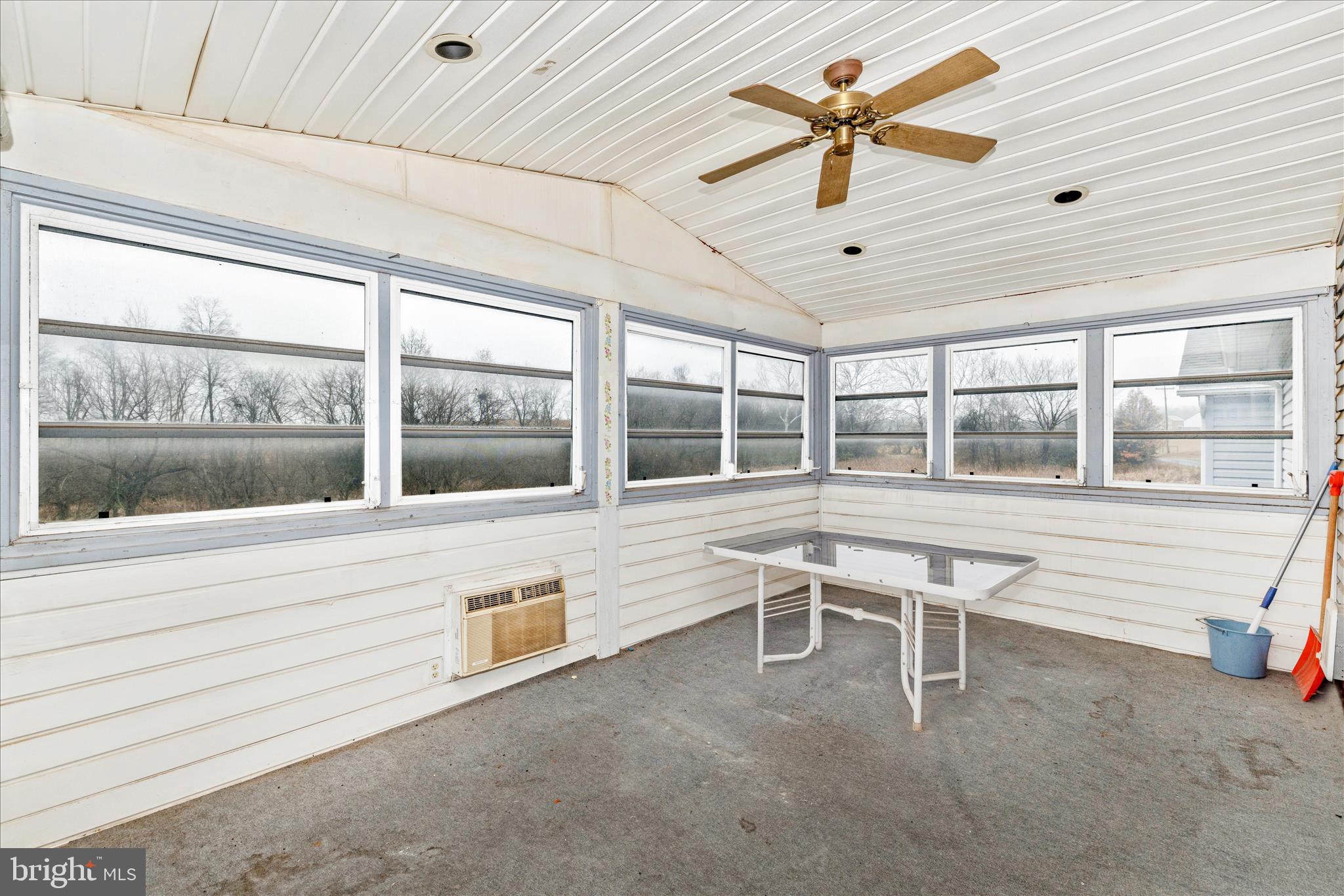 14069 Hoovers Mill Road Rocky Ridge, MD 21778 - Photo 27 of 63 Sun Room