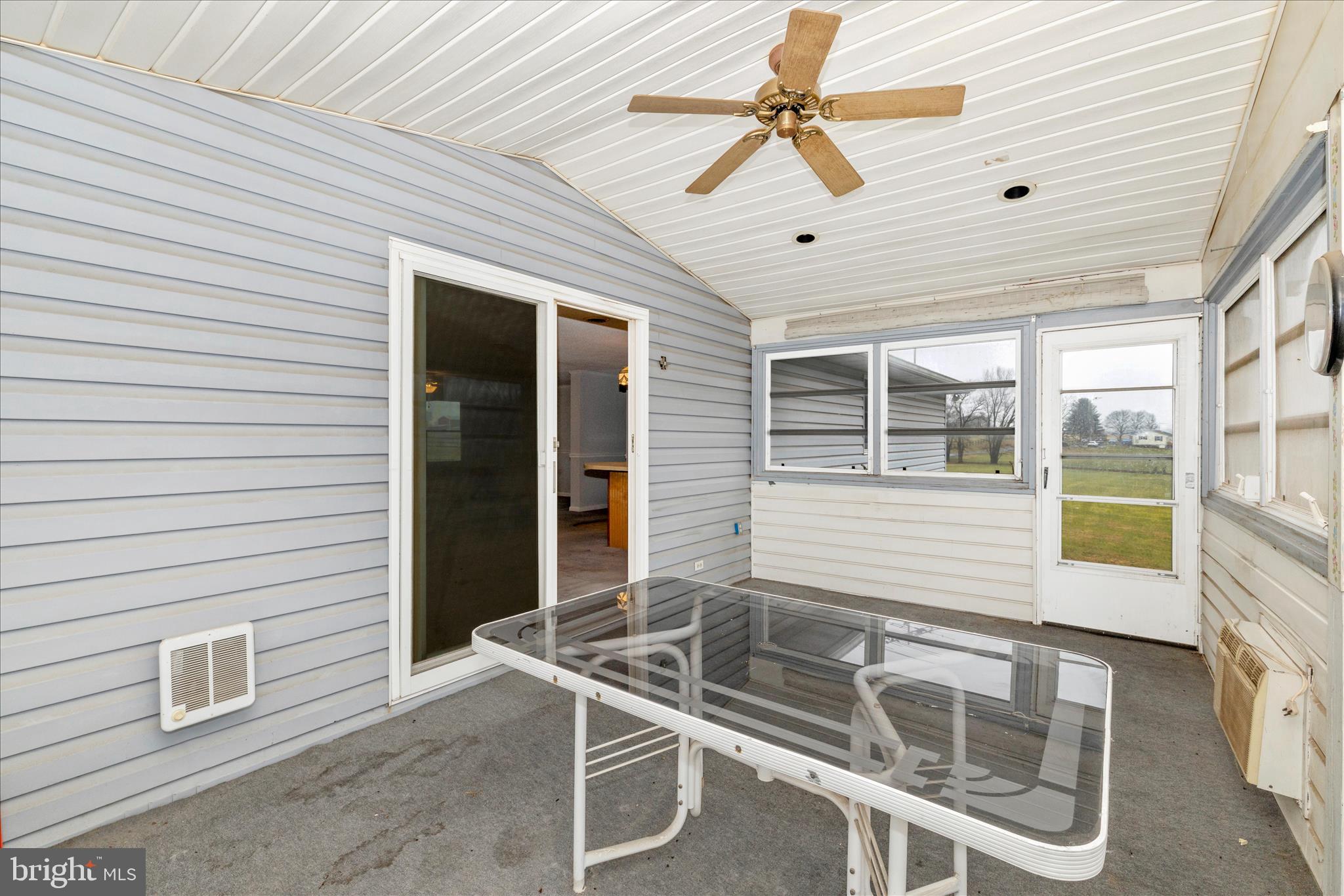 14069 Hoovers Mill Road Rocky Ridge, MD 21778 - Photo 28 of 63 Sun Room