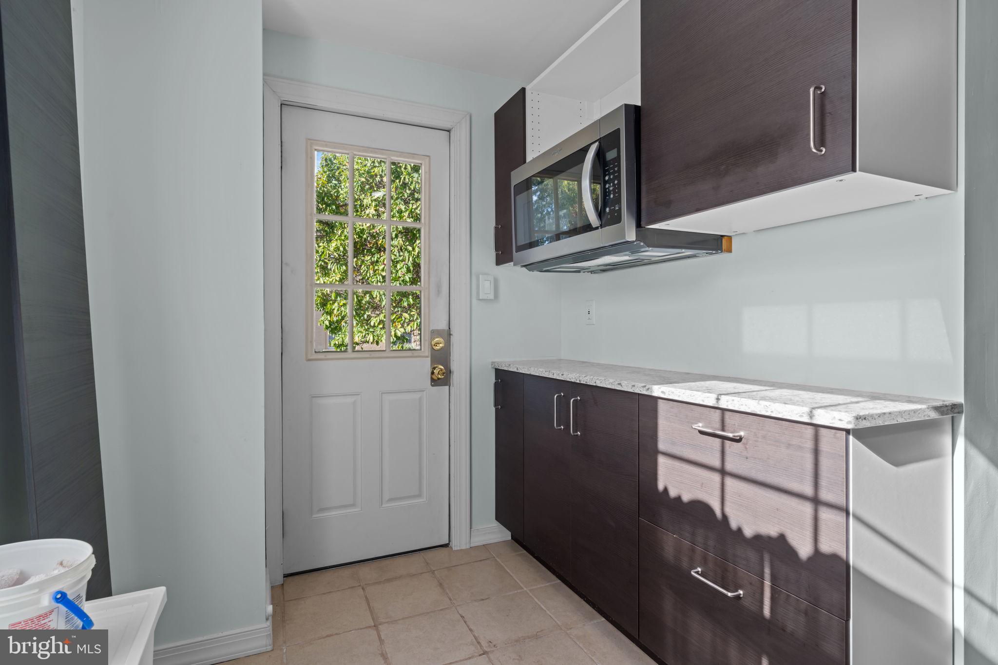 435 Martin Street Philadelphia, PA 19128 - Photo 12 of 31