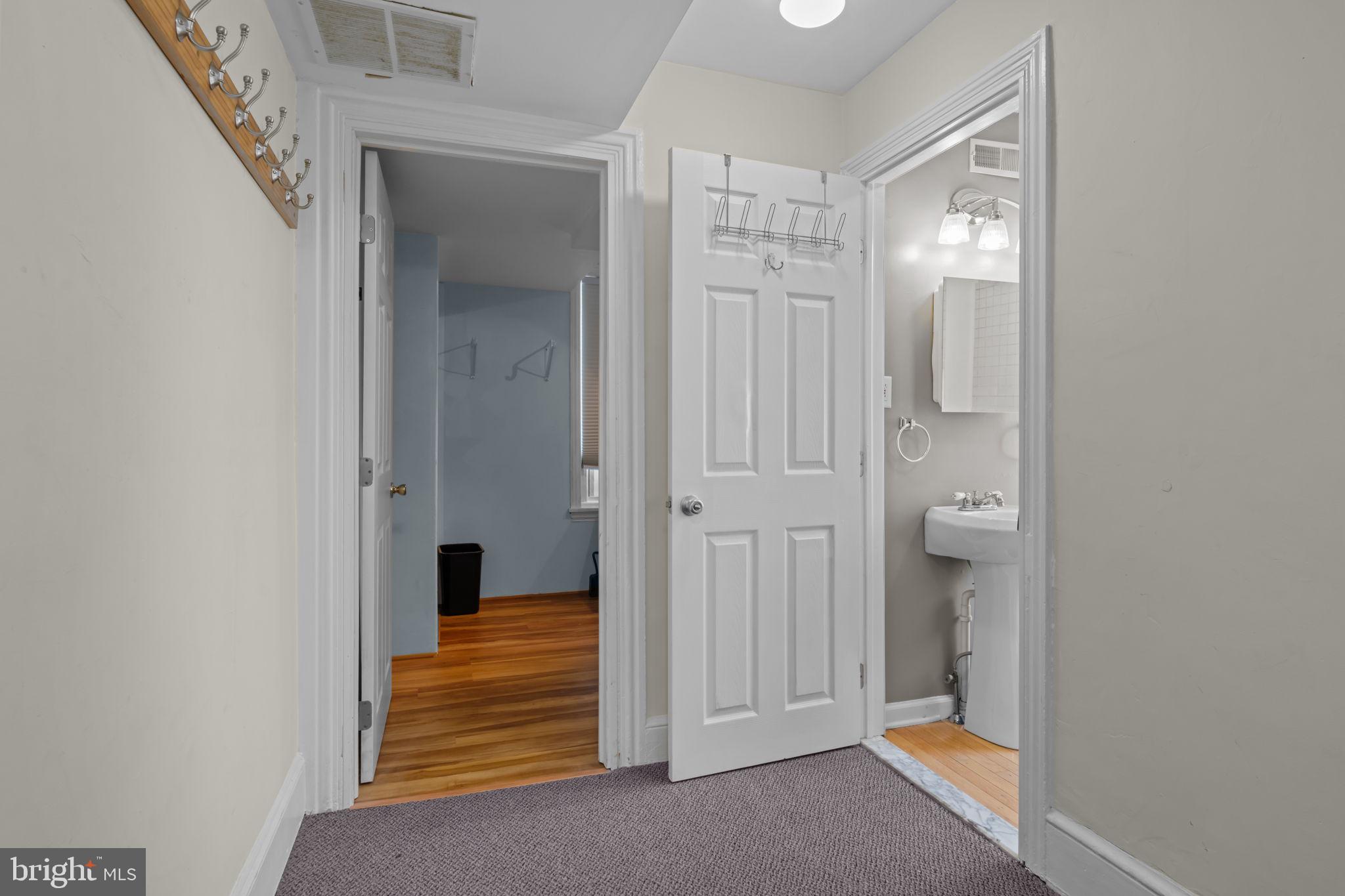 435 Martin Street Philadelphia, PA 19128 - Photo 14 of 31
