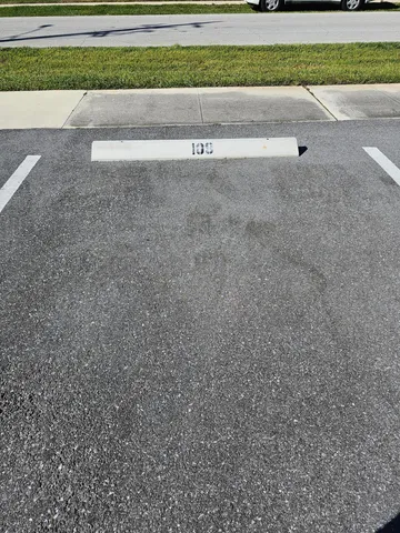 $2,000 | 120 Lehane Terrace, Unit 109, North Palm Beach, FL 33408