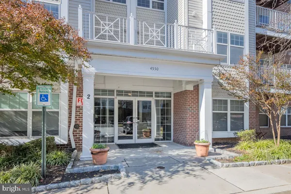 $315,000 | 4550 Chaucer Way, Unit 406, Owings Mills, MD 21117