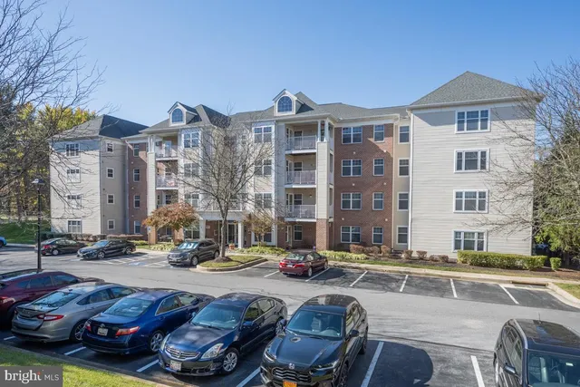 $325,000 | 4550 Chaucer Way, Unit 406, Owings Mills, MD 21117
