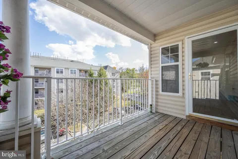 $315,000 | 4550 Chaucer Way, Unit 406, Owings Mills, MD 21117