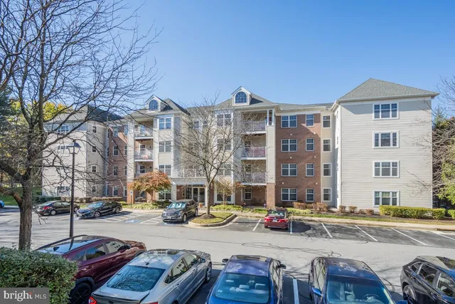 $325,000 | 4550 Chaucer Way, Unit 406, Owings Mills, MD 21117
