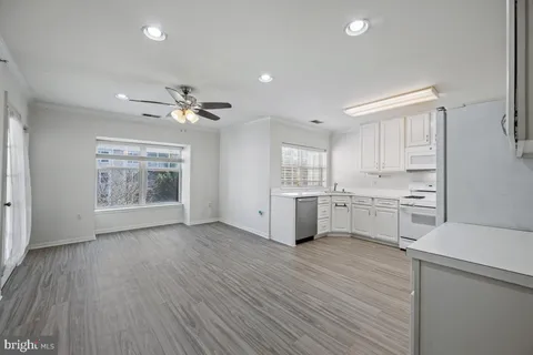 $315,000 | 4550 Chaucer Way, Unit 406, Owings Mills, MD 21117