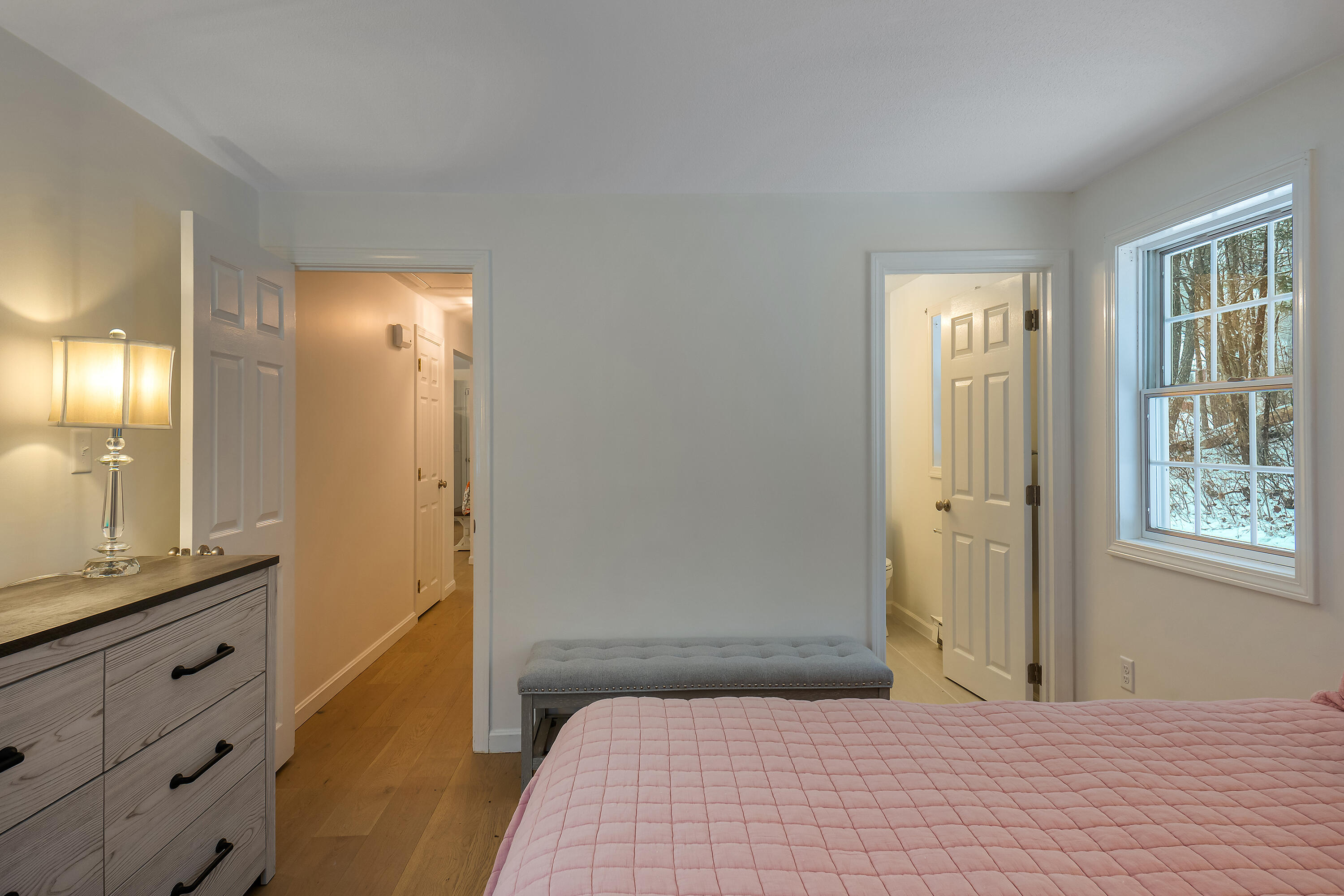 1 Ocean Meadows, Unit 16 Ogunquit, ME 03907 - Photo 18 of 28 Primary Bedroom