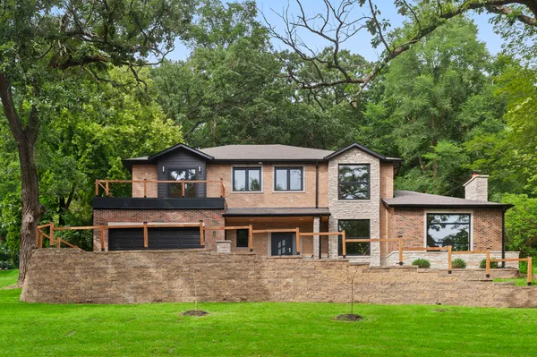 $875,000 | 615 Harper Drive, Algonquin, IL 60102
