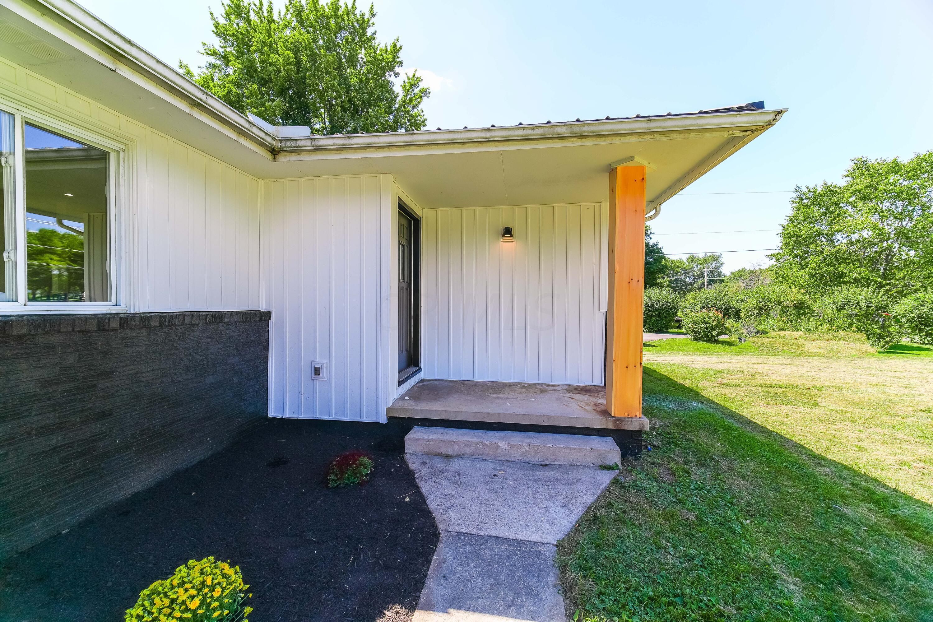 6643 Davis Road Hilliard, OH 43026 - Photo 4 of 72 6643 Davis-7