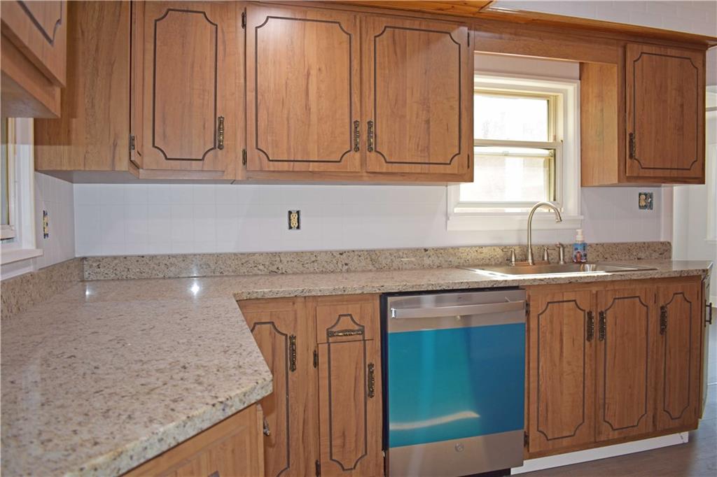 905 Burchfield Road Allison Park, PA 15101 - Photo 8 of 35