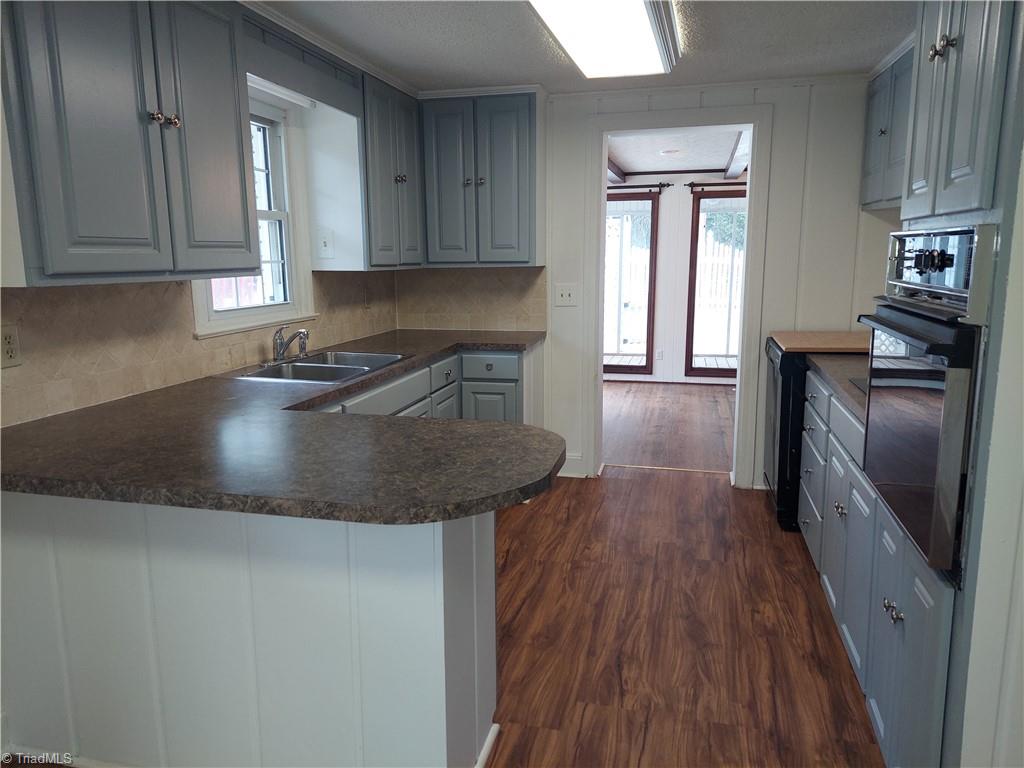 529 Richard Road Lexington, NC 27292 - Photo 11 of 32