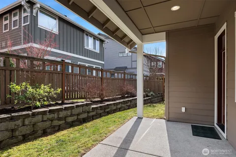 $1,695,000 | 474 5th Avenue Northeast, Issaquah, WA 98029