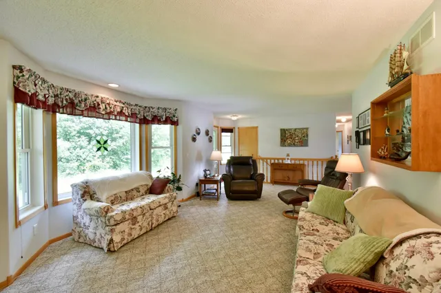 $549,900 | 11302 251st Avenue, Sauk Centre, MN 56378