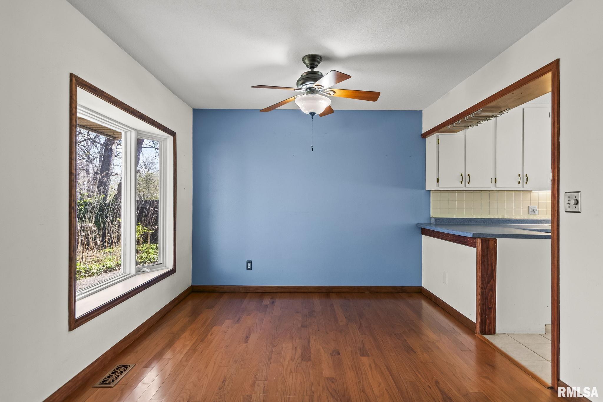 100 Andover Drive Springfield, IL 62704 - Photo 8 of 46