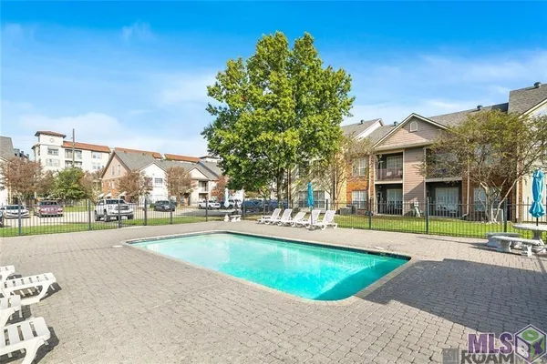 $190,000 | 710 East Boyd Drive, Unit 1203, Baton Rouge, LA 70808