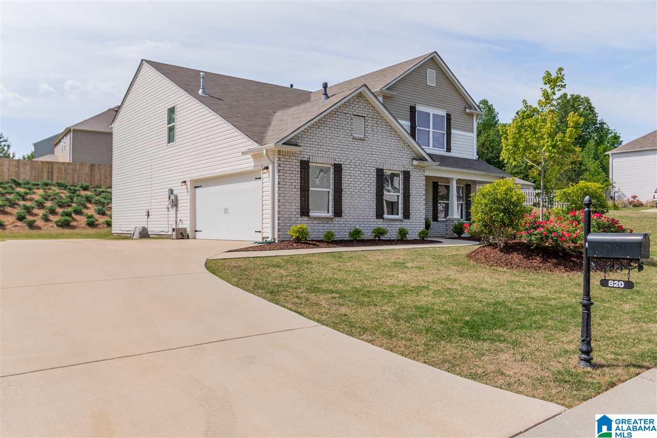 820 Huntington Trace Chelsea, AL 35043 - Photo 3 of 50