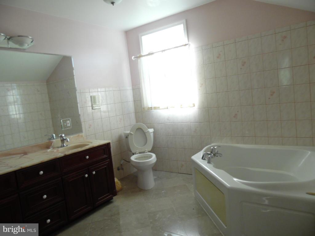 1222 Reece Road Severn, MD 21144 - Photo 16 of 30 Bath