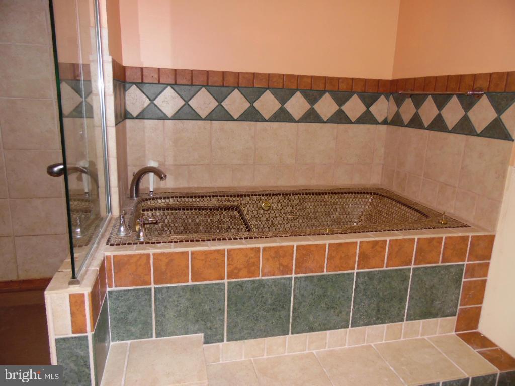 1222 Reece Road Severn, MD 21144 - Photo 23 of 30 Bath