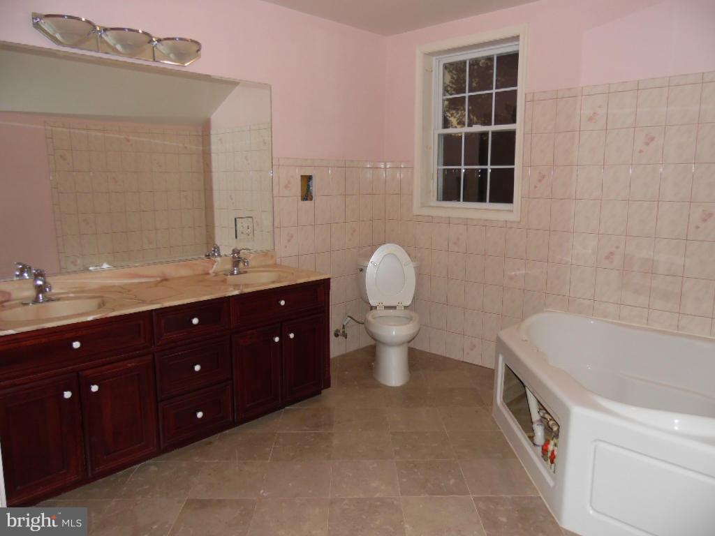 1222 Reece Road Severn, MD 21144 - Photo 26 of 30 Bath