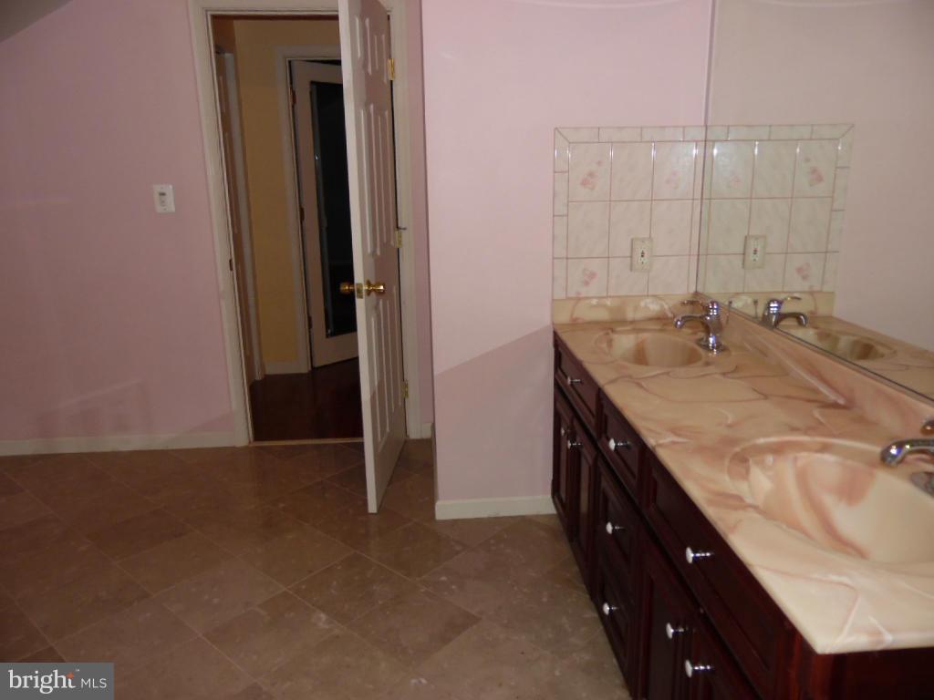 1222 Reece Road Severn, MD 21144 - Photo 27 of 30 Bath