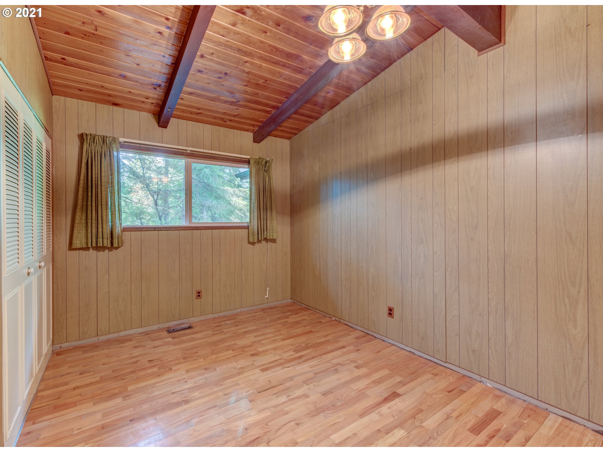 89957 Sheffler Road Elmira, OR 97437 - Photo 15 of 26 Gallery Image 15