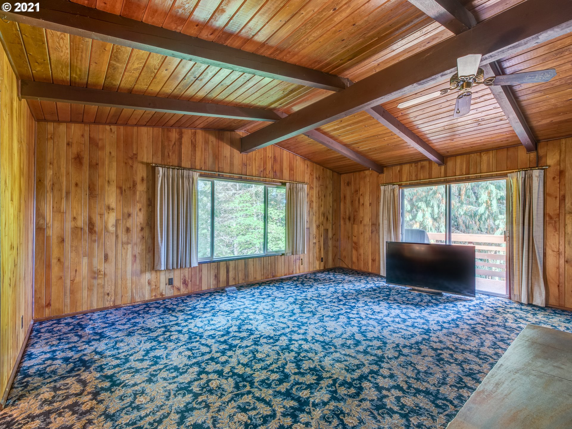 89957 Sheffler Road Elmira, OR 97437 - Photo 10 of 26 Gallery Image 10