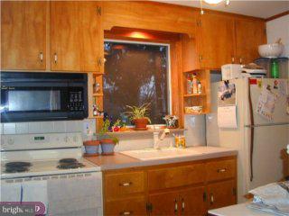 1312 Lower Ferry Road Ewing, NJ 08618 - Photo 4 of 6