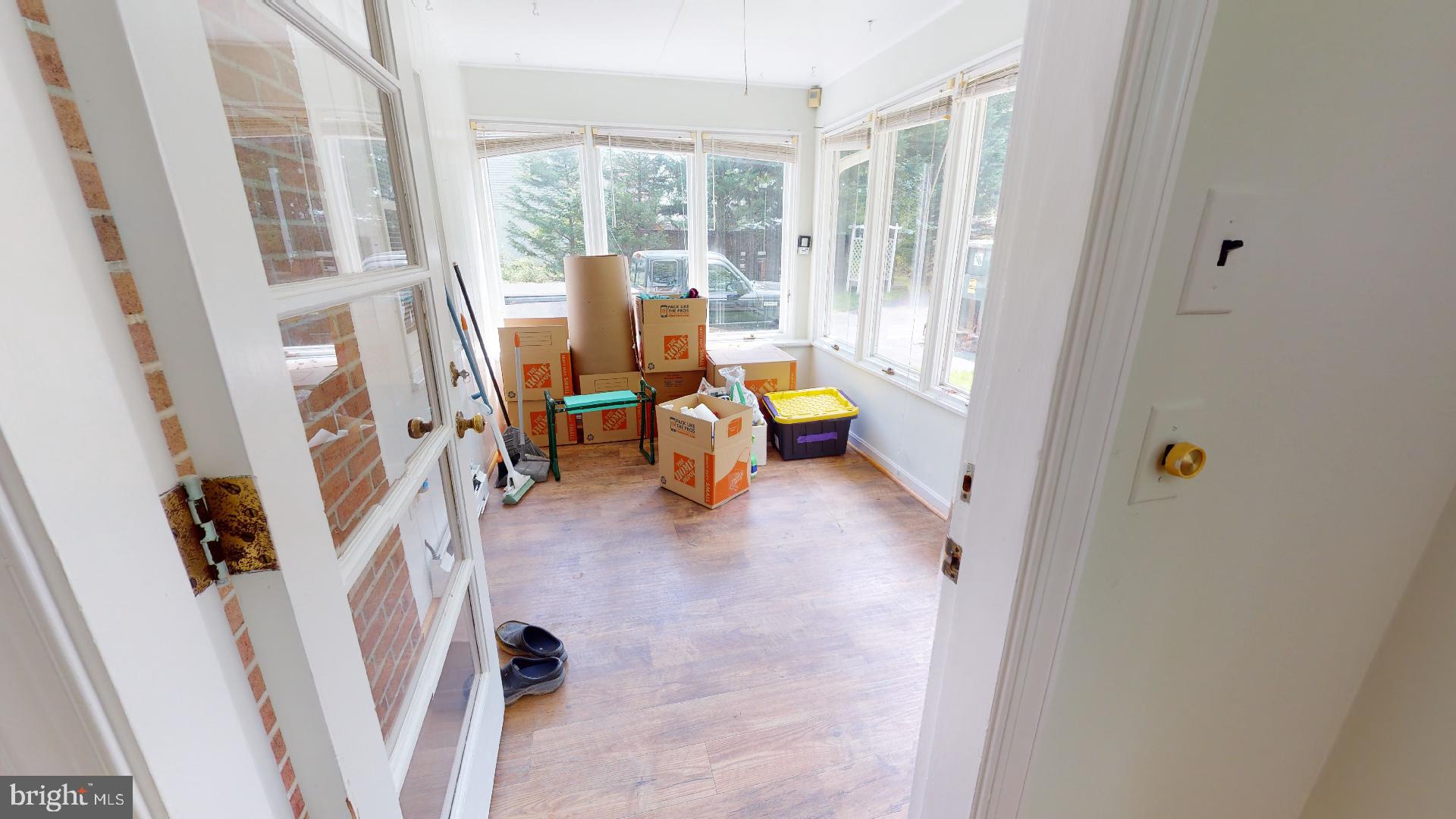 5308 Lanham Station Road Lanham, MD 20706 - Photo 12 of 83 Sun Room