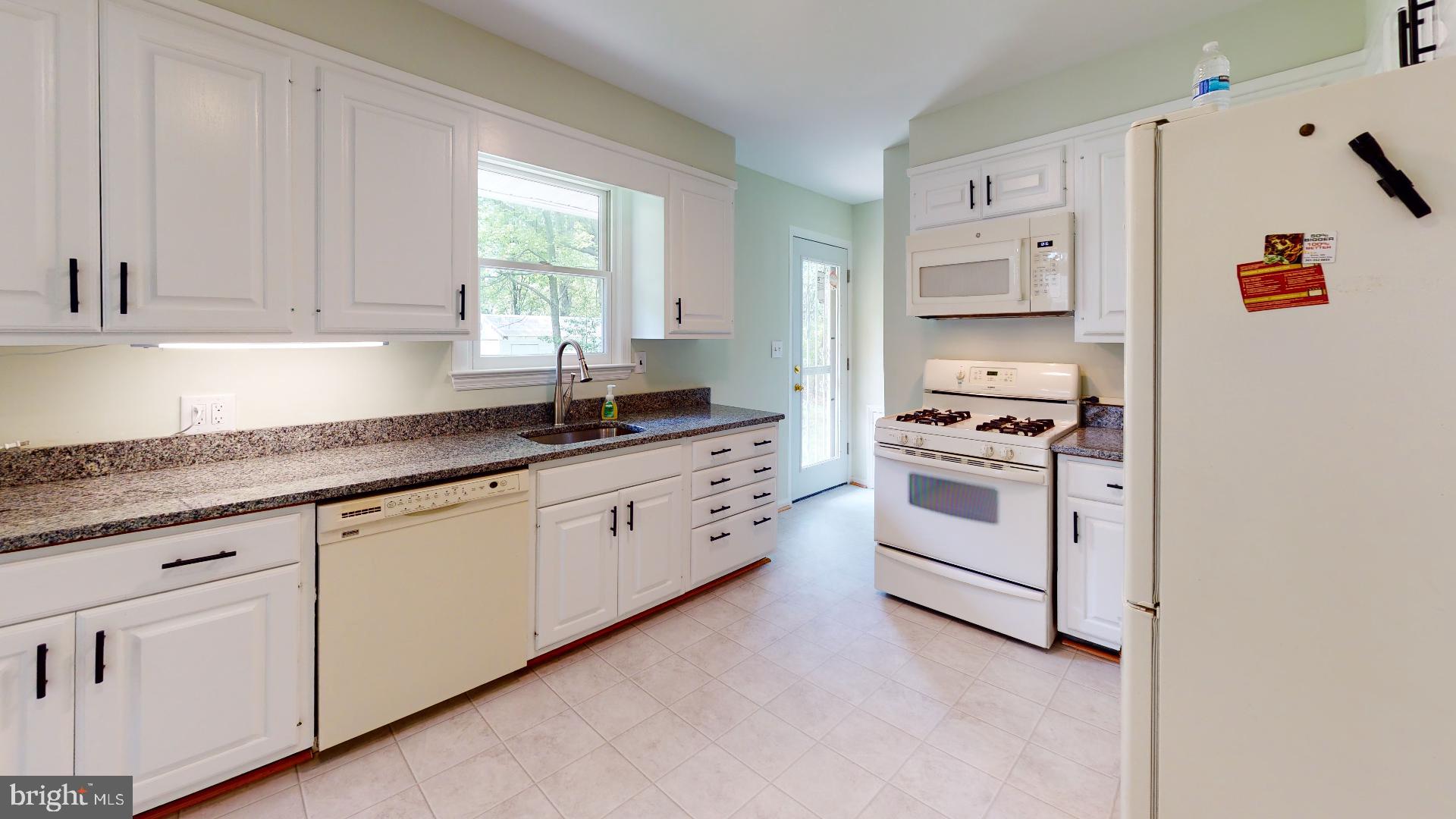 5308 Lanham Station Road Lanham, MD 20706 - Photo 17 of 83 Lots of Counter and Cabinet Space