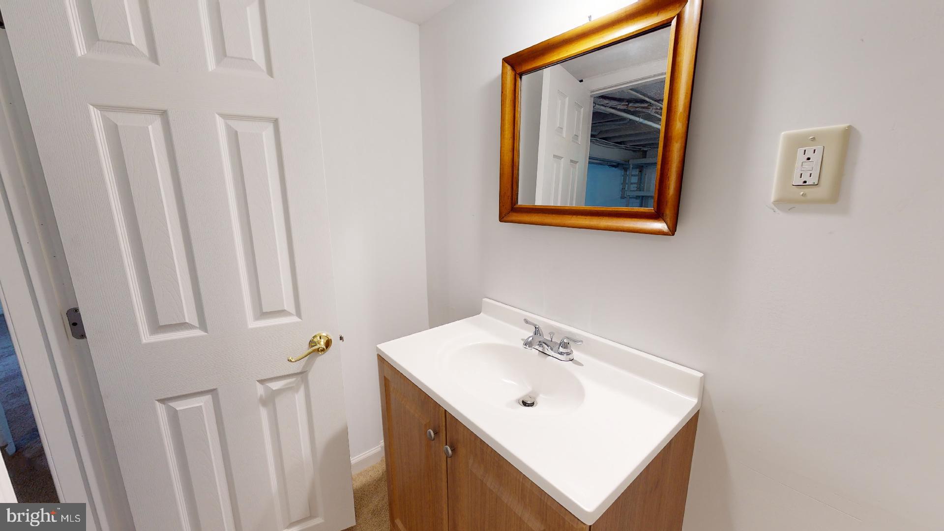5308 Lanham Station Road Lanham, MD 20706 - Photo 36 of 83 2nd Full Bathroom
