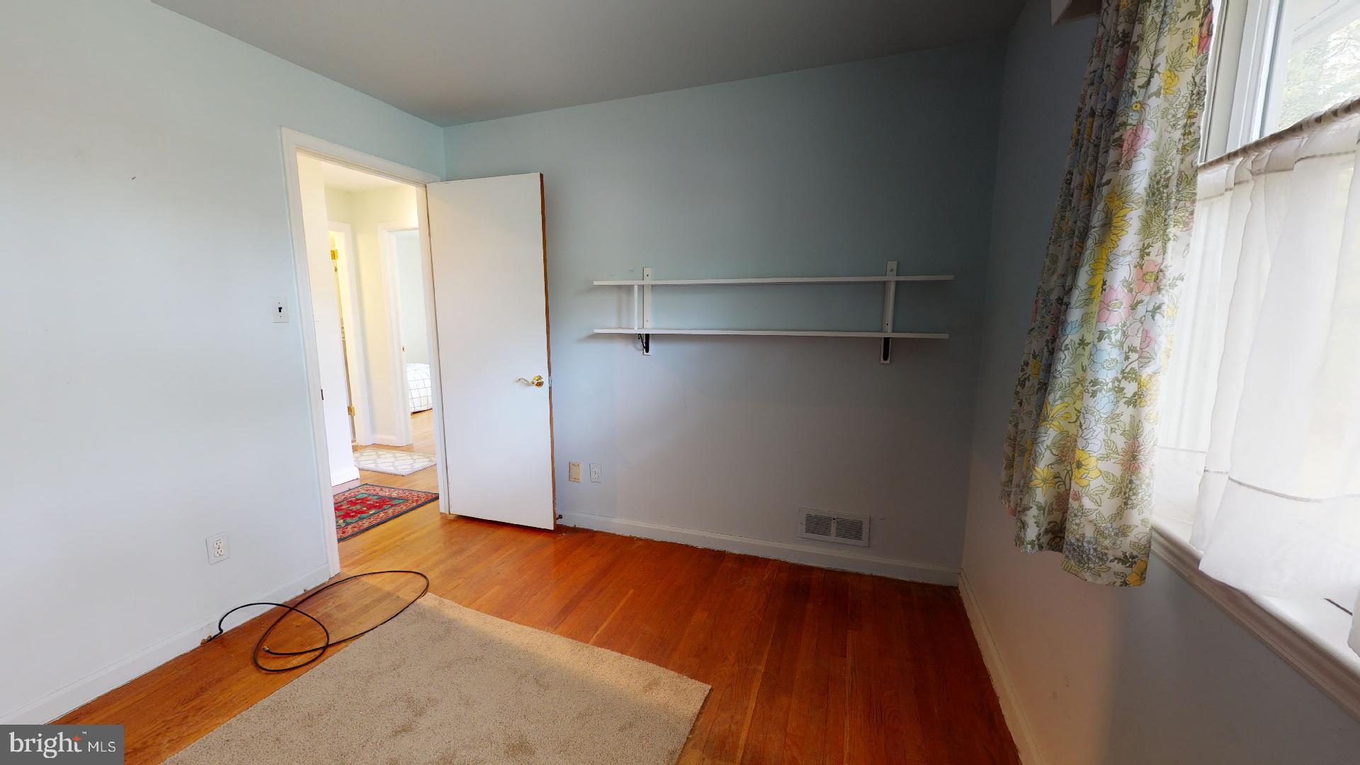 5308 Lanham Station Road Lanham, MD 20706 - Photo 55 of 83 1st of 3 Bedrooms