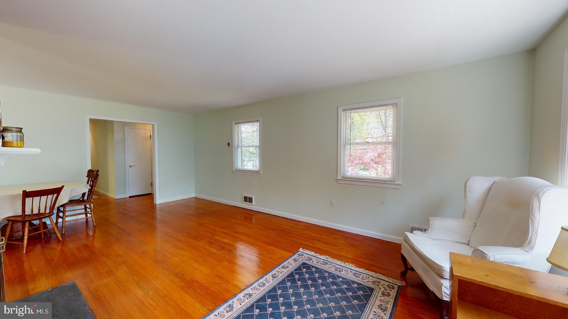 5308 Lanham Station Road Lanham, MD 20706 - Photo 7 of 83 Living Room View