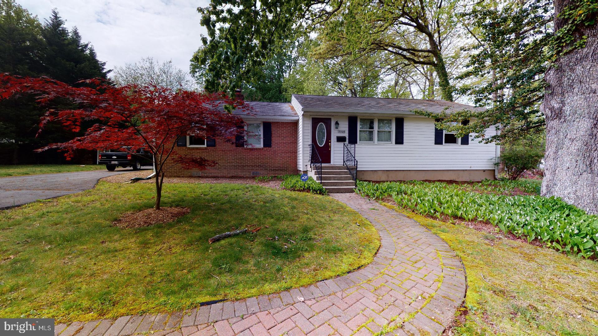5308 Lanham Station Road Lanham, MD 20706 - Photo 70 of 83 View of Front Yard with custom brick sidewalk