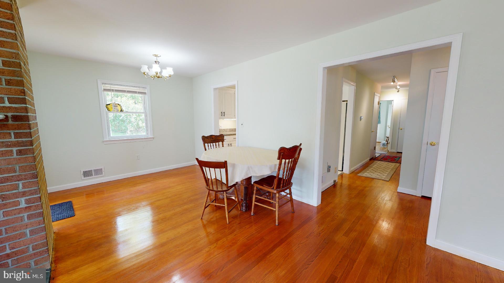 5308 Lanham Station Road Lanham, MD 20706 - Photo 8 of 83 Dining Area View