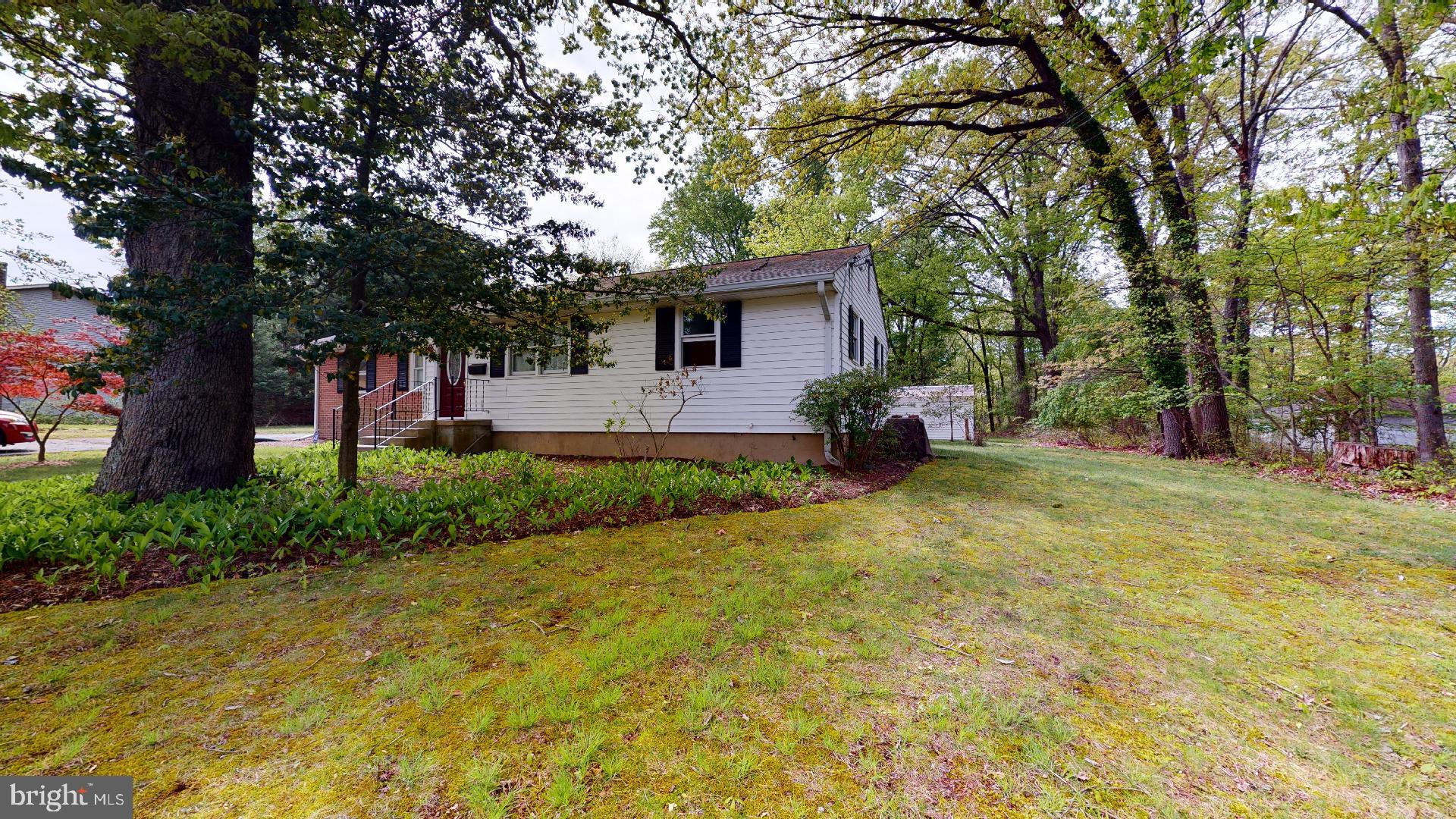 5308 Lanham Station Road Lanham, MD 20706 - Photo 73 of 83 Large Side Yard
