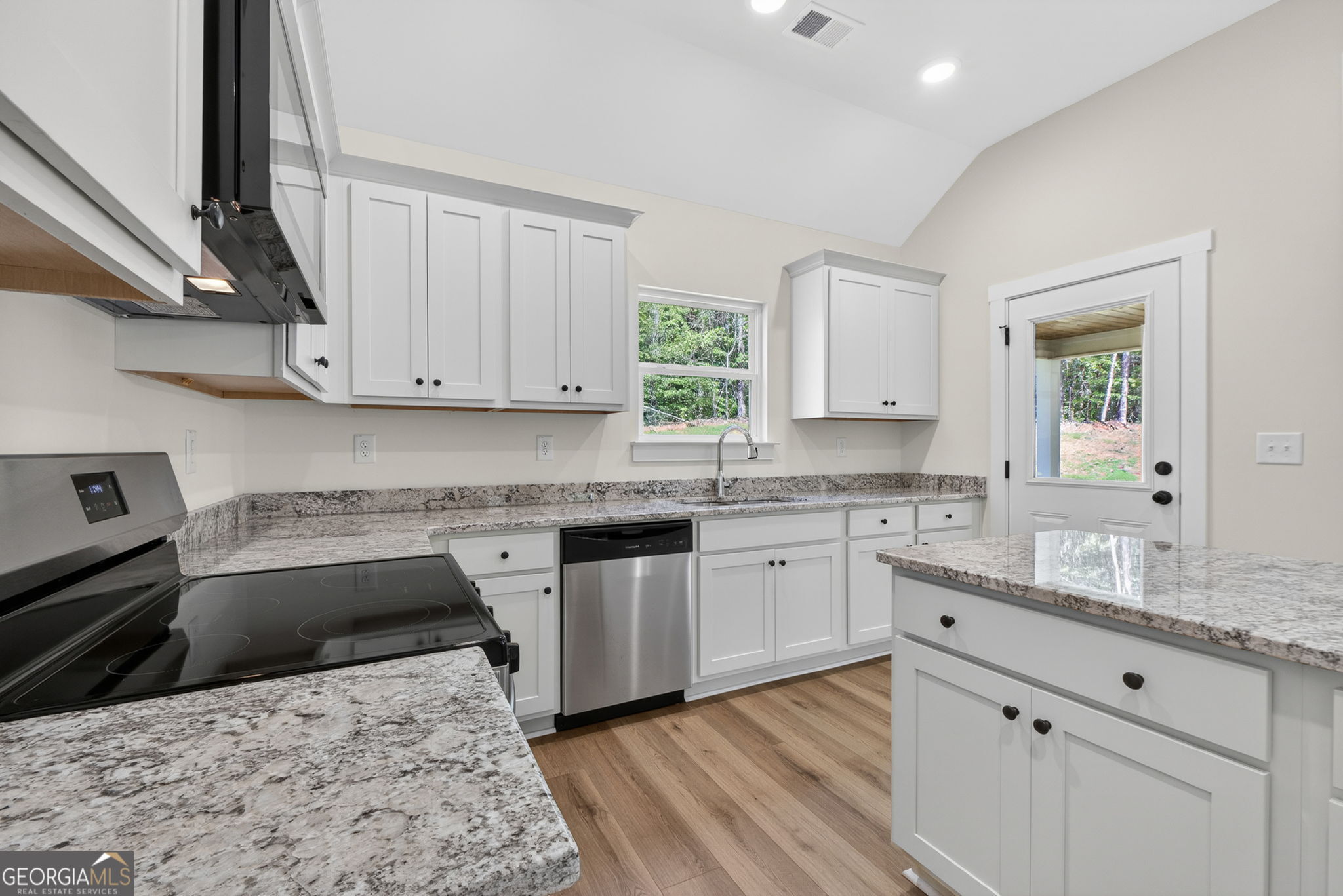 271 Russellville Road Forsyth, GA 31029 - Photo 10 of 34
