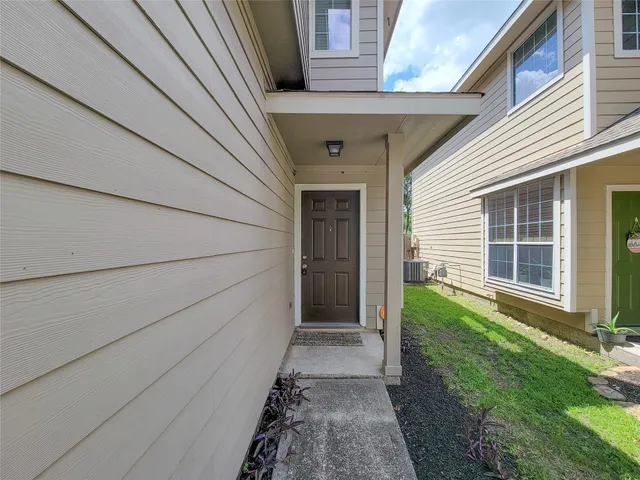 $214,500 | 3014 Loganberry Park Lane, Houston, TX 77014