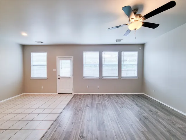 $214,500 | 3014 Loganberry Park Lane, Houston, TX 77014